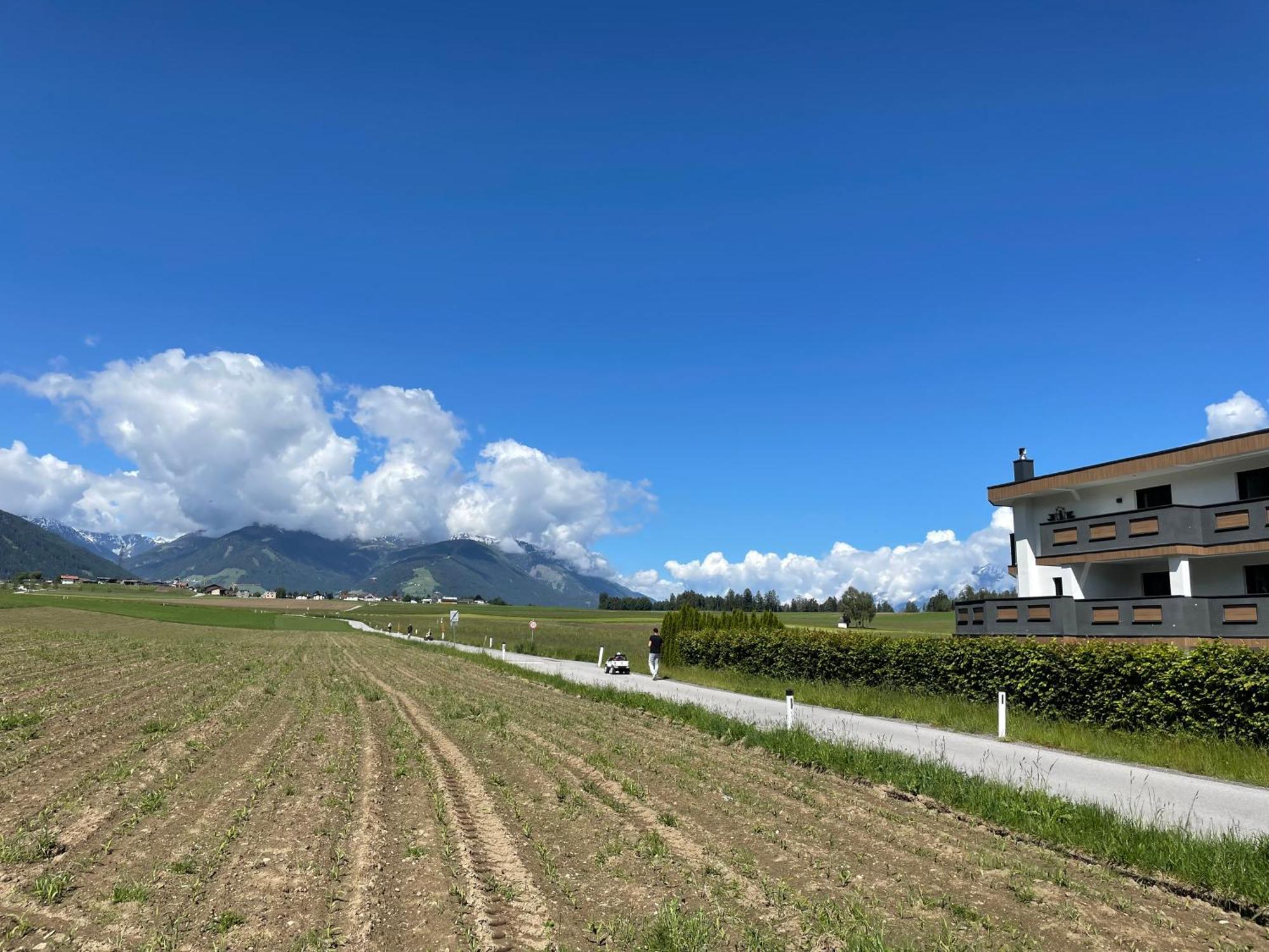 Mountain View Mit Blick Apartament *